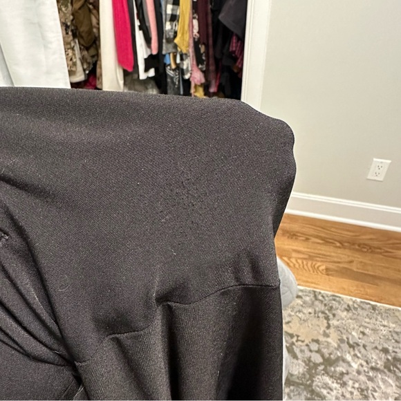 Black paper bag style pants with tie waist band! - Picture 7 of 7